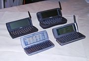 Vier Generationen, von hinten nach vorne: Nokia 9000, 9110, 9210, 9500