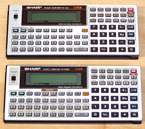 Sharp PC-1402 (oben) Sharp PC-1403H (unten)