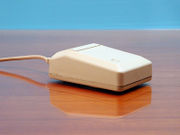 Apple II Maus (bei frühen Modellen nicht vorhanden)