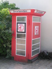 Telefonzelle (öffentlicher Fernsprecher) der Deutschen Reichspost 1932-1945