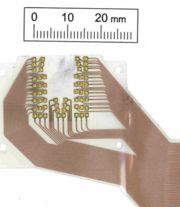 flexible Leiterplatte mit Goldkontakten zum beweglichen Anschluss des Druckkopfes in einem Tintenstrahldrucker