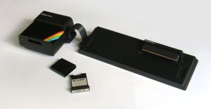 Das ZX Interface 1 mit dem ZX Microdrive verbunden